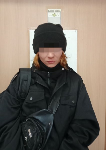 В Вышнем Волочке сотрудниками полиции задержана девушка-наркокурьер